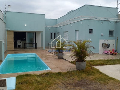 Casa em Loteamento Residencial e Comercial Araguaia, Pindamonhangaba/SP de 200m² 2 quartos à venda por R$ 319.000,00