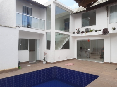 Casa em Luz, Nova Iguaçu/RJ de 170m² 3 quartos à venda por R$ 1.199.000,00 ou para locação R$ 5.000,00/mes
