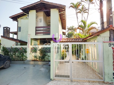 Casa em Maranduba, Ubatuba/SP de 48m² 3 quartos à venda por R$ 329.000,00