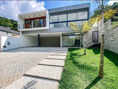 Casa em Novo Horizonte, Juiz de Fora/MG de 290m² 4 quartos à venda por R$ 2.389.000,00