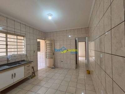 Casa em Parque Gerassi, Santo André/SP de 80m² 2 quartos para locação R$ 1.400,00/mes