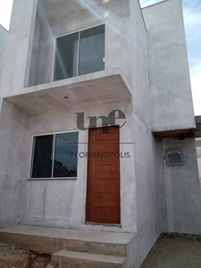 Casa em Potecas, São José/SC de 79m² 2 quartos à venda por R$ 378.950,00