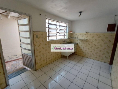 Casa em Vila Firmiano Pinto, São Paulo/SP de 58m² 2 quartos para locação R$ 1.300,00/mes