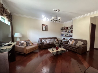 Casa em Vila Oliveira, Mogi das Cruzes/SP de 600m² 3 quartos para locação R$ 6.500,00/mes
