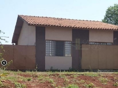Casa em Vila Santa Helena, Apucarana/PR de 170m² 3 quartos à venda por R$ 269.000,00