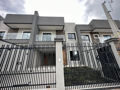 Sobrado em Porto das Laranjeiras, Araucária/PR de 129m² 3 quartos à venda por R$ 796.600,00