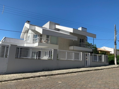 Sobrado em , Penha/SC de 290m² 3 quartos à venda por R$ 2.499.000,00