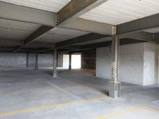 Garagem para alugar no bairro Estoril, 160m²