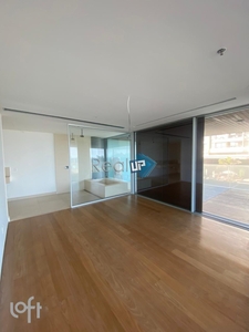 Apartamento à venda em Barra da Tijuca com 153 m², 1 quarto, 1 suíte, 2 vagas