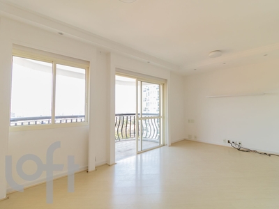 Apartamento à venda em Moema Pássaros com 106 m², 3 quartos, 1 suíte, 2 vagas