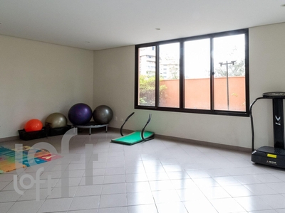 Apartamento à venda em Morumbi com 231 m², 4 quartos, 3 suítes, 3 vagas