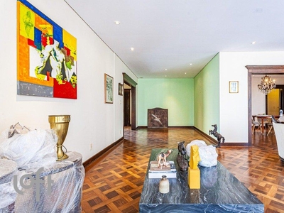 Apartamento à venda em República com 285 m², 3 quartos, 1 suíte, 1 vaga