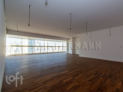 Apartamento à venda em Santa Cecília com 246 m², 4 quartos, 3 suítes, 4 vagas