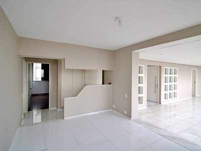 Apartamento à venda em Vila Sônia com 202 m², 3 quartos, 3 suítes, 2 vagas