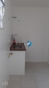 Apartamento à venda em Botafogo com 58 m², 2 quartos