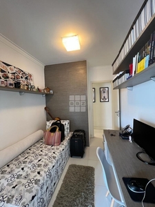 Apartamento à venda em Lapa com 94 m², 3 quartos, 1 suíte, 2 vagas