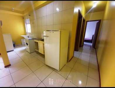 Apartamento no Bairro Velha Central em Blumenau com 2 Dormitórios e 65 m²