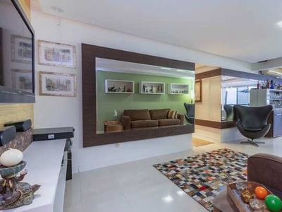 APARTAMENTO NO CENTRO DE BALNEÁRIO CAMBORIU