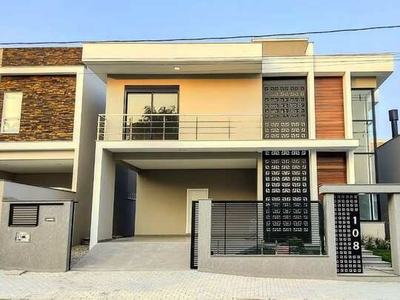 Casa à venda, 3 quartos, sendo 3 suítes, Bairro Jaraguá Esquerdo, Jaraguá do Sul/ SC