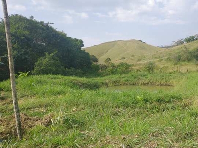 FAZENDA RURAL em RIO BONITO - RJ, Catimbau