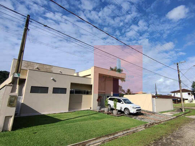 LOCAÇÃO de Linda Casa + TERRENO DE ESQUINA no condomínio MAR VERDE com 4 quartos em Carag