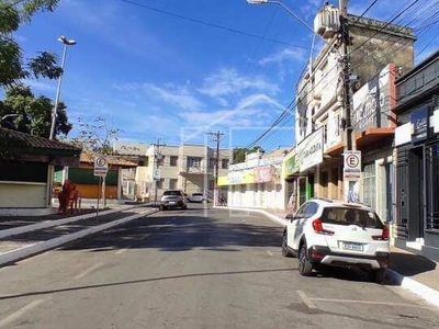 Ponto Comercial, 300m², para locação em Barreiras, Centro