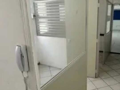 Sala comercial para locação no Centro, em Sorocaba-SP