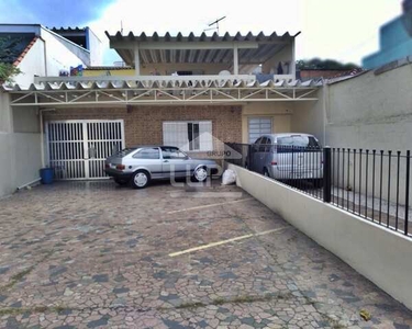 3 dormitórios na Rua Sérgio Leite De Camargo