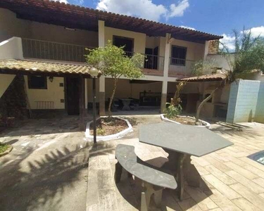 Alugo casa de 2 andares com piscina em Itaipuaçu, 6 quartos
