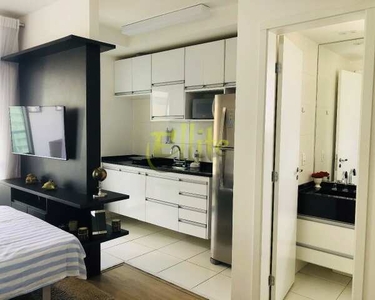 Apartamento mobiliado com 1 dormitório para venda na região de Moema em São Paulo, à 900 m