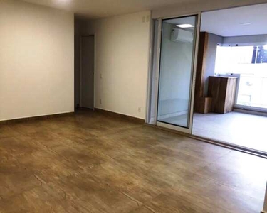 Apartamento reformado, pronto para morar - ótima localização