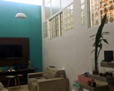 Casa 3 dormitórios sendo 1 suíte