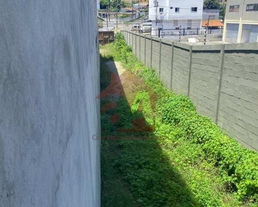 Galpão de 1.320m2, para locação, com 2 pavimentos e mezanino, banheiros, vagas