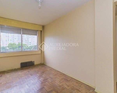 PORTO ALEGRE - Apartamento Padrão - Partenon