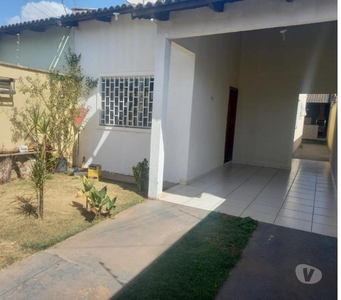 BELA CASA COM 2 QUARTOS SENDO 1 SUÍTE NO PARQUE TRINDADE 2