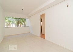 APARTAMENTO no 1º andar com 3 dormitórios e 1 garagem