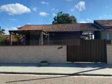 Casa à venda no bairro Centro em Araquari