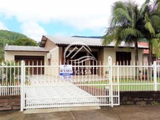 Casa à venda no bairro Centro em Vale do Sol