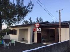 Casa à venda no bairro Golfinho em Balneário Arroio do Silva