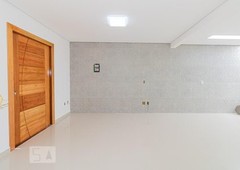 CASA com 3 dormitórios e 1 garagem