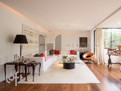 Apartamento à venda em Itaim Bibi com 200 m², 3 quartos, 3 suítes, 3 vagas