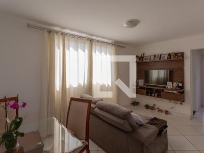 APARTAMENTO no 4º andar com 3 dormitórios e 2 garagens