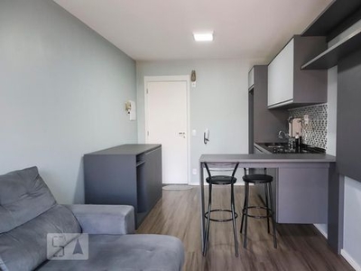 APARTAMENTO no 4º andar mobiliado com 1 dormitório