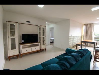 Apartamento no Bairro Água Verde em Blumenau com 2 Dormitórios (1 suíte) e 69.4 m²