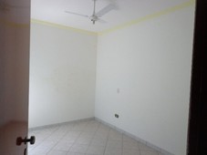 Sobrado para aluguel tem 90 metros quadrados com 2 quartos em Santa Terezinha - Piracicaba