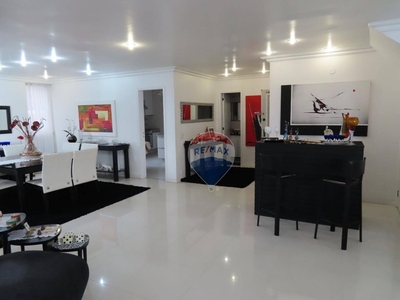 Apartamento Duplex em Barra da Tijuca, Rio de Janeiro/RJ de 304m² 4 quartos à venda por R$ 3.789.000,00