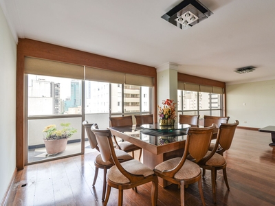Apartamento em Aclimação, São Paulo/SP de 241m² 3 quartos à venda por R$ 1.699.000,00