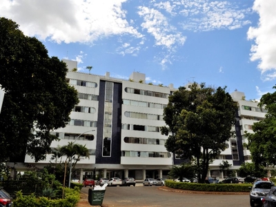 Apartamento em Asa Norte, Brasília/DF de 177m² 3 quartos à venda por R$ 1.449.000,00