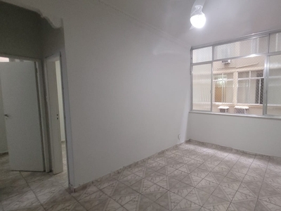 Apartamento em Botafogo, Rio de Janeiro/RJ de 10m² 2 quartos para locação R$ 2.000,00/mes