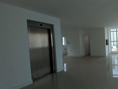 Apartamento em Centro, Balneário Camboriú/SC de 132m² 3 quartos à venda por R$ 1.449.000,00